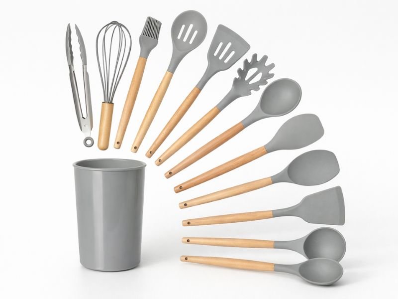 kit de utensílios de silicone com cabo de bambu para cozinha moderna