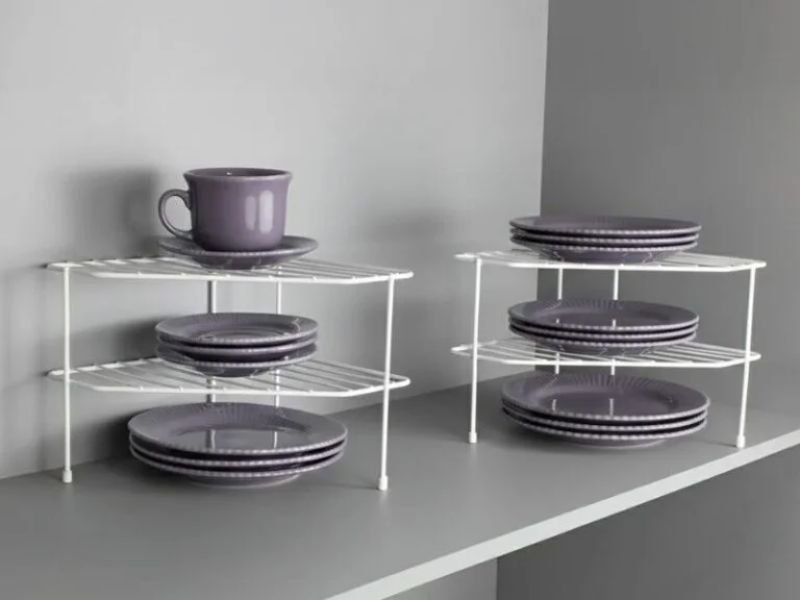 Prateleira organizadora compacta ideal para armários pequenos e espaços reduzidos