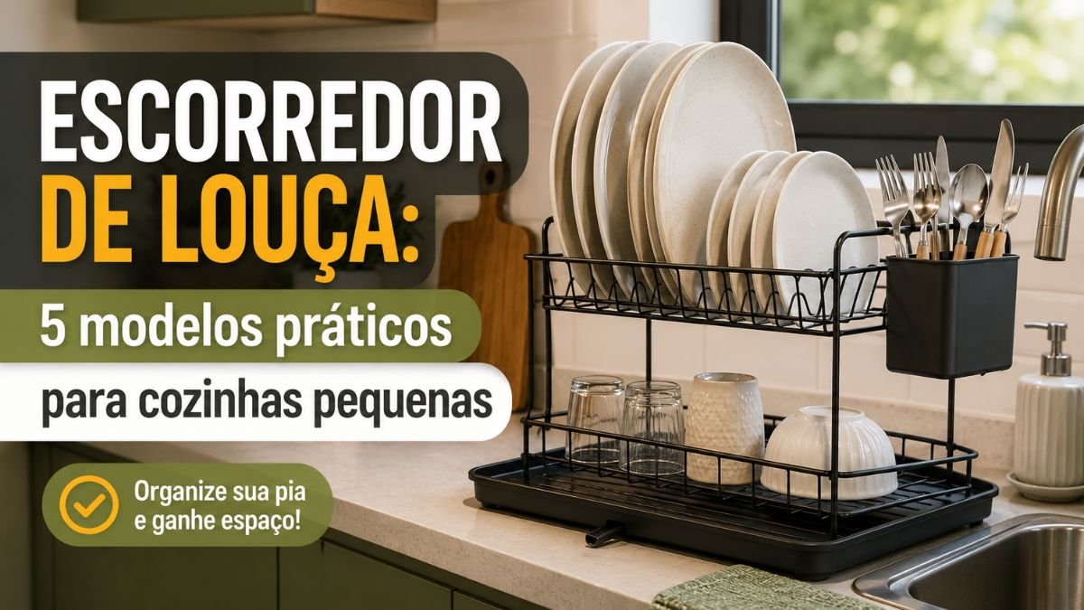 Escorredor de louça moderno organizado em cozinha pequena com pratos e copos secos na bancada